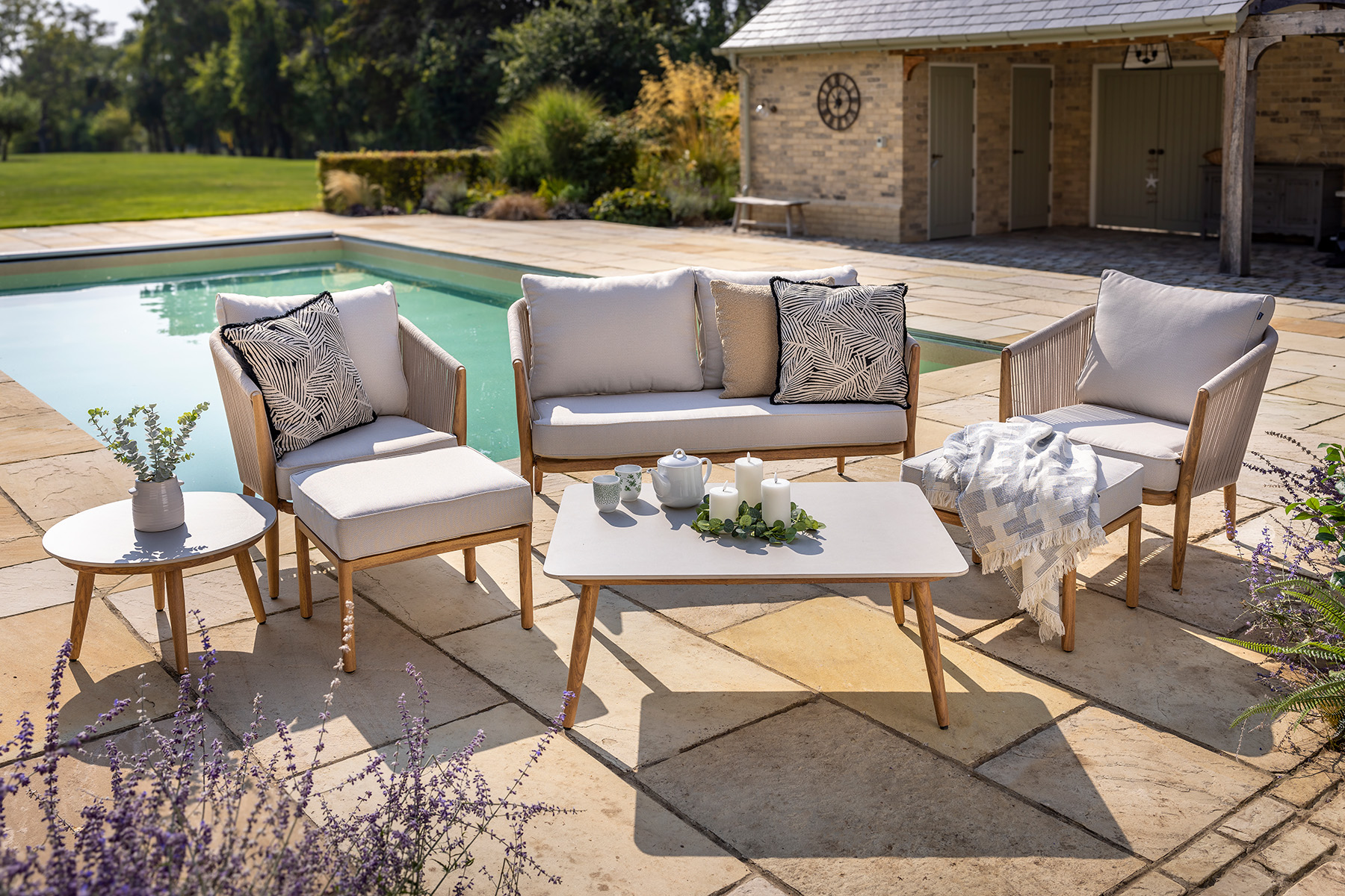 Portico 2 Seat Lounge Set